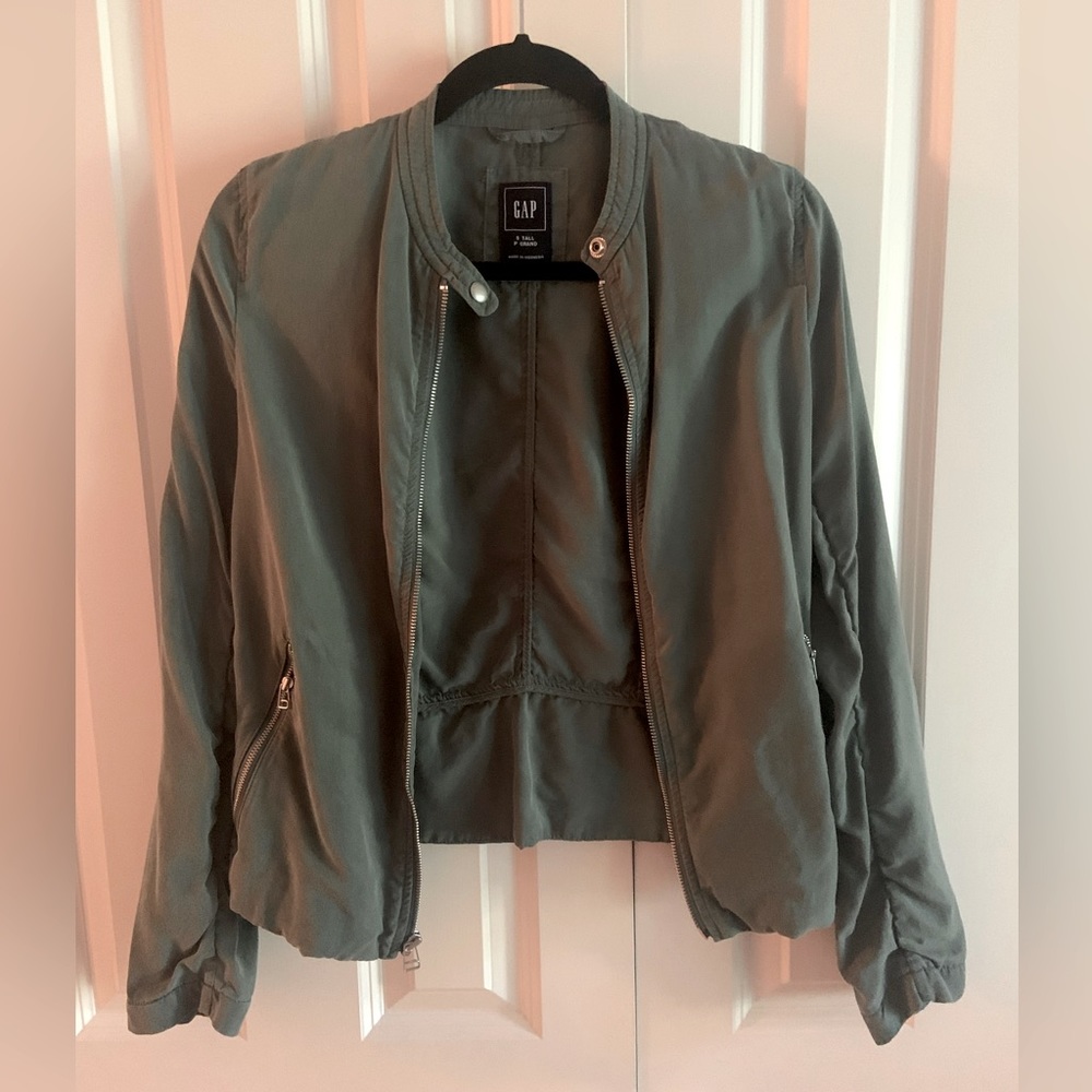 Stunning casual GAP lightweight jacket